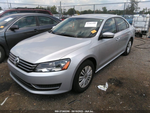 2014 VOLKSWAGEN PASSAT S VIN: 1VWAS7A39EC084371