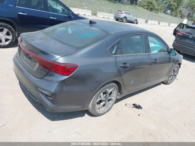 3KPF24AD9ME380515 KIA Forte Lxs