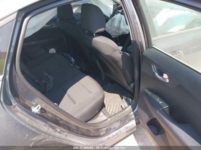 3KPF24AD9ME380515 KIA Forte Lxs