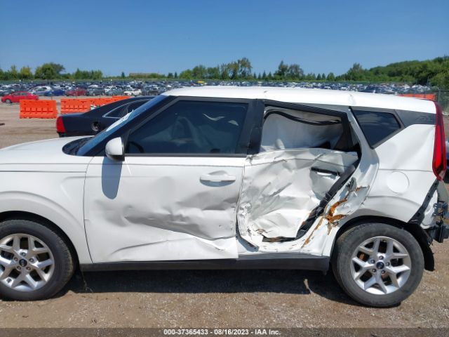 KNDJ23AU0M7765157 KIA SOUL S