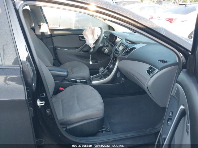 2014 HYUNDAI ELANTRA SE VIN: 5NPDH4AE9EH472218