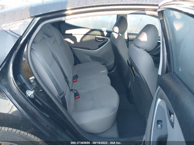 2014 HYUNDAI ELANTRA SE VIN: 5NPDH4AE9EH472218