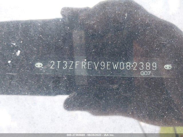 Toyota RAV4 LE 2014 2T3ZFREV9EW082389 Image 9
