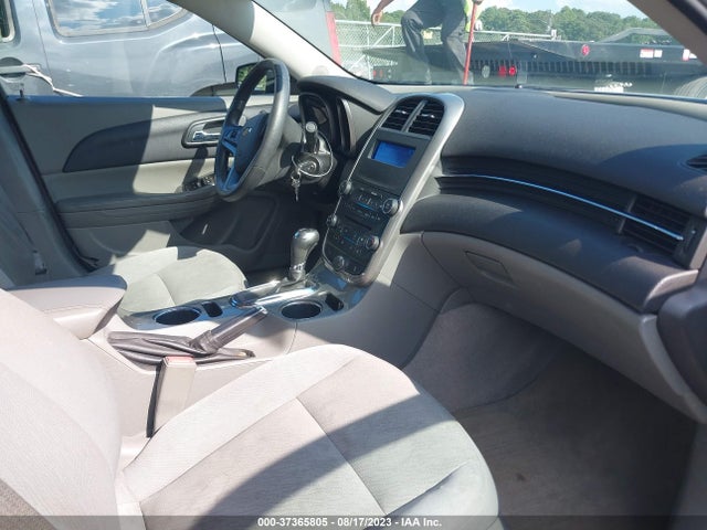 Chevrolet MALIBU LS 2015 1G11B5SL8FF350624 Image 5