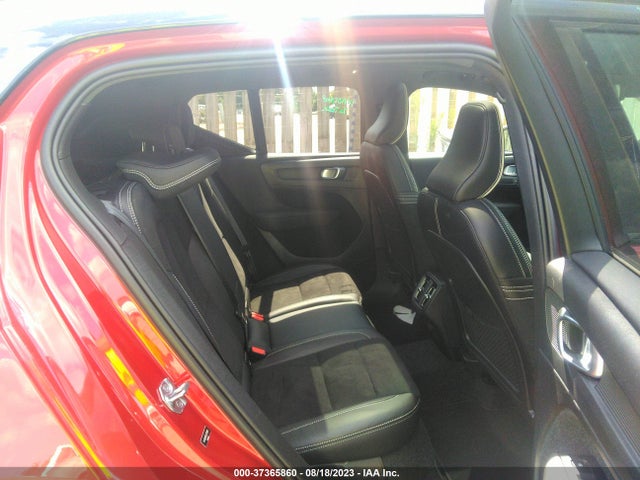 2020 VOLVO XC40 R-DESIGN VIN: YV4162UM7L2311801