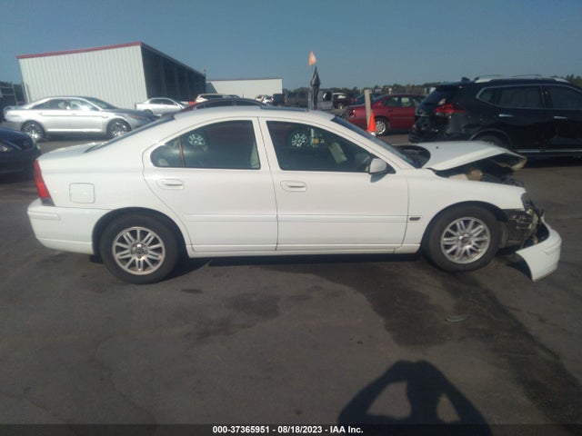 2005 VOLVO S60 VIN: YV1RS640052472087