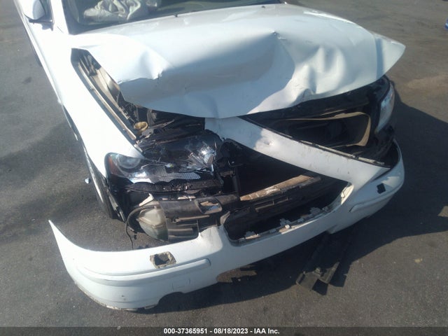 2005 VOLVO S60 VIN: YV1RS640052472087