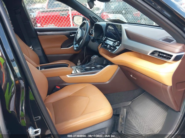 Toyota Highlander Platinum 2021 5TDFZRAH3MS083029 Image 5