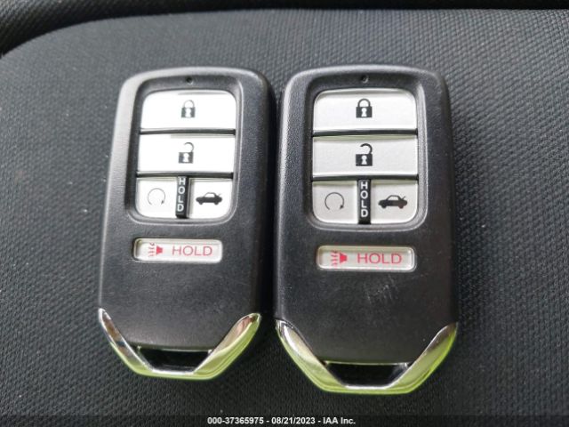 19XFC2F75JE012400 Honda Civic Sedan Ex