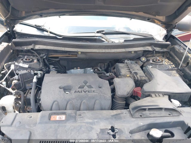 Mitsubishi Outlander Es 2016 JA4AD2A30GZ014199 Image 10