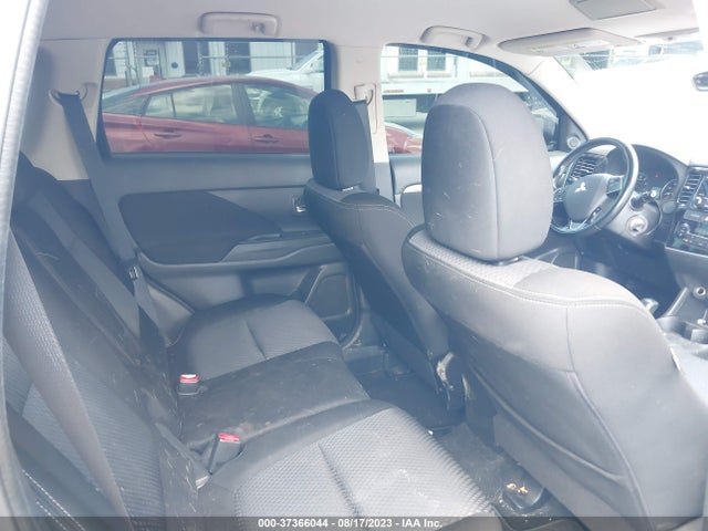 Mitsubishi Outlander Es 2016 JA4AD2A30GZ014199 Image 8