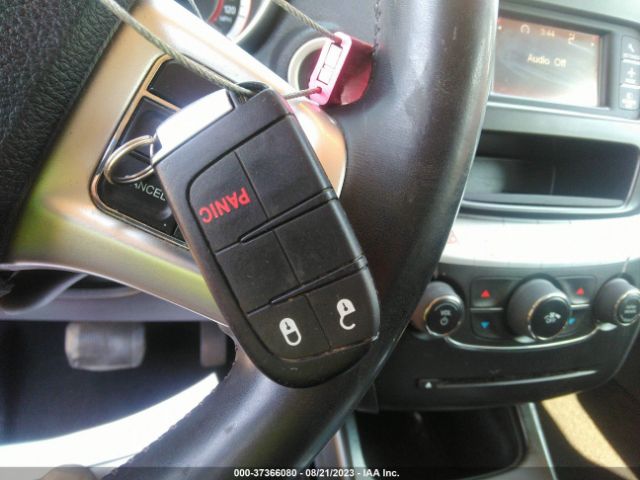 3C4PDCAB8JT322863 Dodge JOURNEY SE