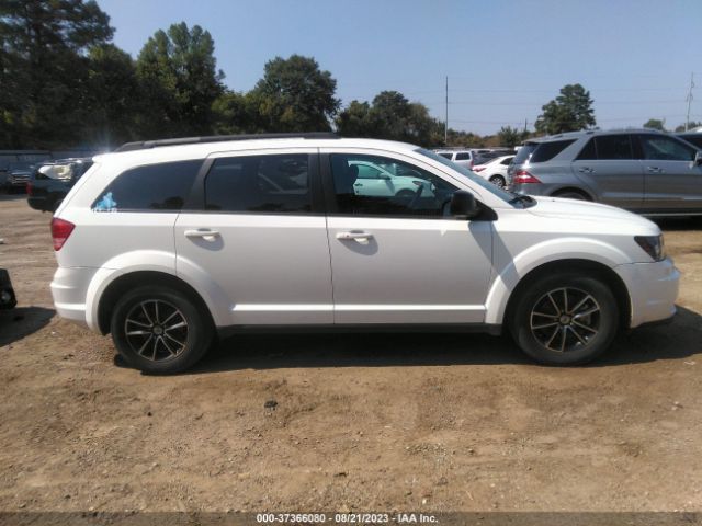 3C4PDCAB8JT322863 Dodge JOURNEY SE