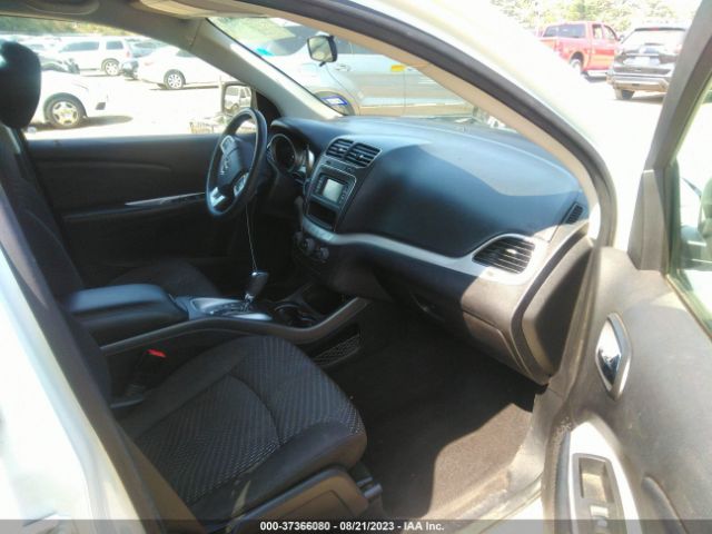 3C4PDCAB8JT322863 Dodge JOURNEY SE