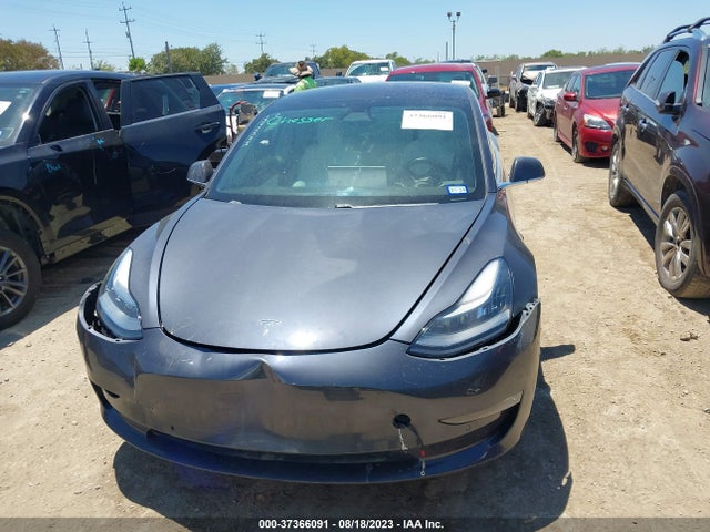 2018 Tesla 3, VIN: 5YJ3E1EB4JF055147
