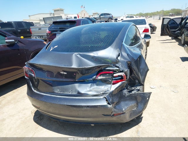 2018 Tesla 3, VIN: 5YJ3E1EB4JF055147