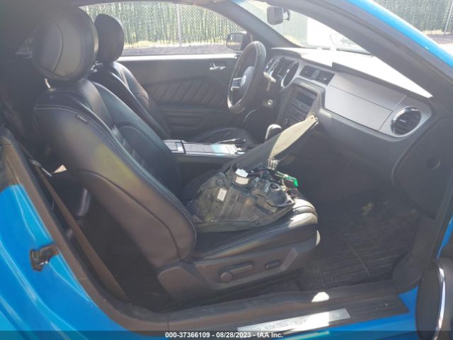 1ZVBP8EM6E5236562 Ford Mustang V6