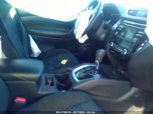 5N1AT2MN8GC922453 Nissan ROGUE SV