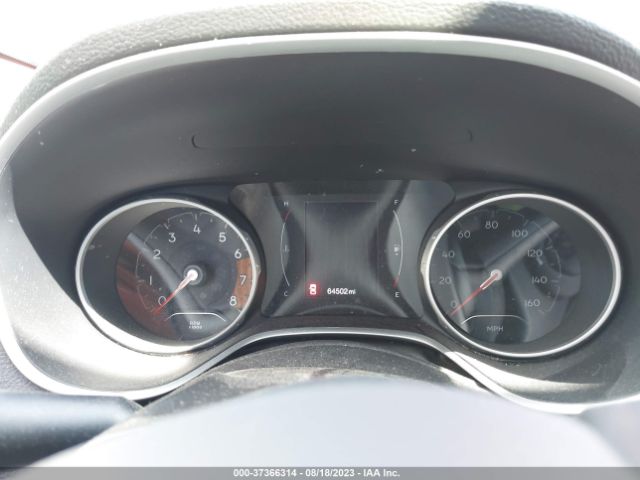 3C4NJDBBXJT355643 Jeep Compass Latitude