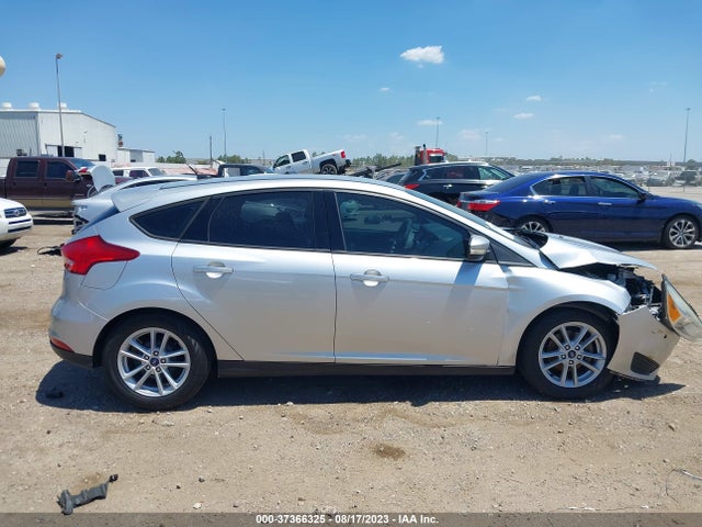 1FADP3K28GL245432 Ford FOCUS SE