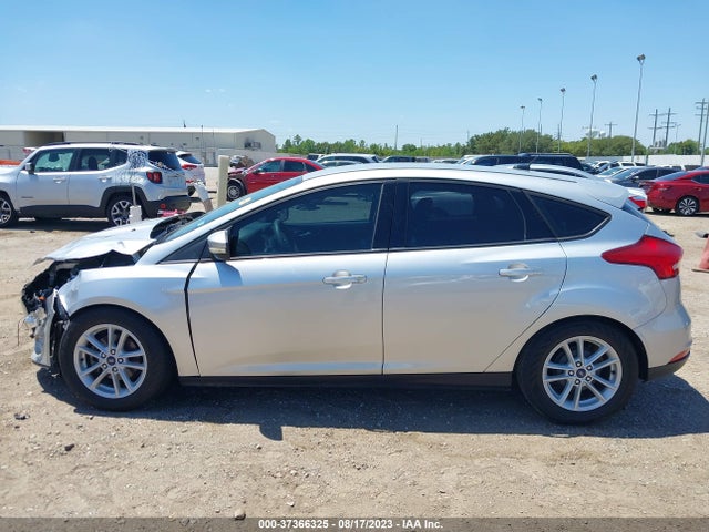 1FADP3K28GL245432 Ford FOCUS SE