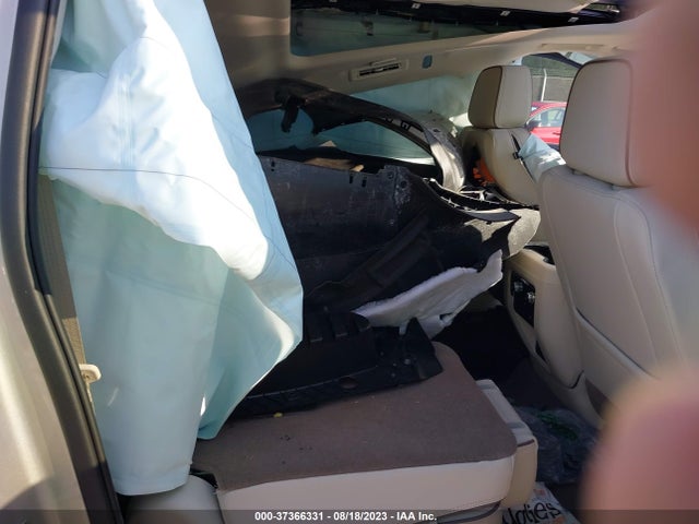 1GKS2JKL7NR300268 GMC YUKON XL DENALI