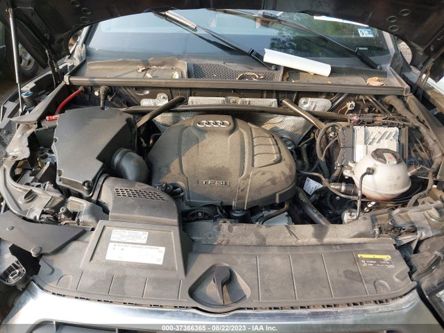WA1BNAFY3K2084720 Audi Q5 Premium Plus
