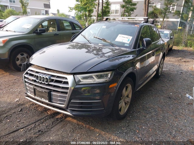 WA1BNAFY3K2084720 Audi Q5 Premium Plus