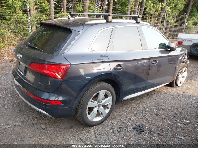 WA1BNAFY3K2084720 Audi Q5 Premium Plus