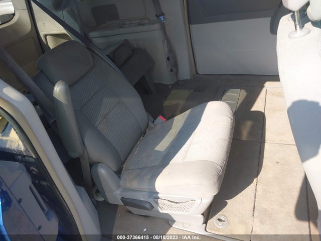 2010 DODGE GRAND CARAVAN SXT VIN: 2D4RN5D16AR323472