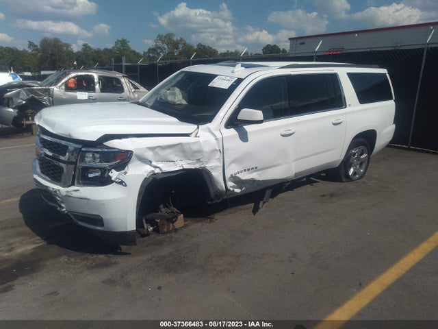 Chevrolet Suburban Lt 2017 1GNSKHKC4HR230051 Image 2