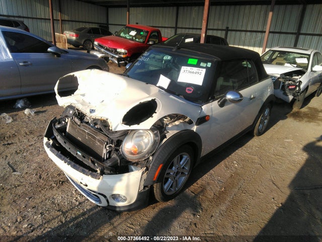 2011 MINI COOPER WMWZN3C56BT132759 Photo 1