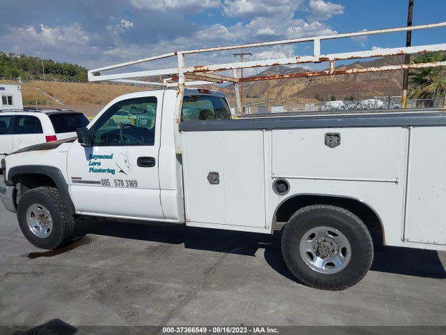 2005 GMC SIERRA 2500HD VIN: 1GDHC24265E226759