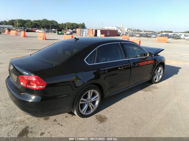 1VWBS7A38EC050670 Volkswagen Passat Se W/sunroof