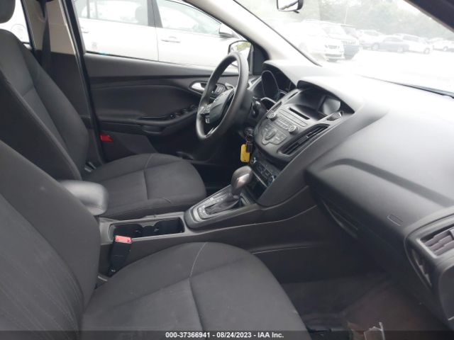 2017 FORD FOCUS 1FADP3F22HL278681 Photo 4