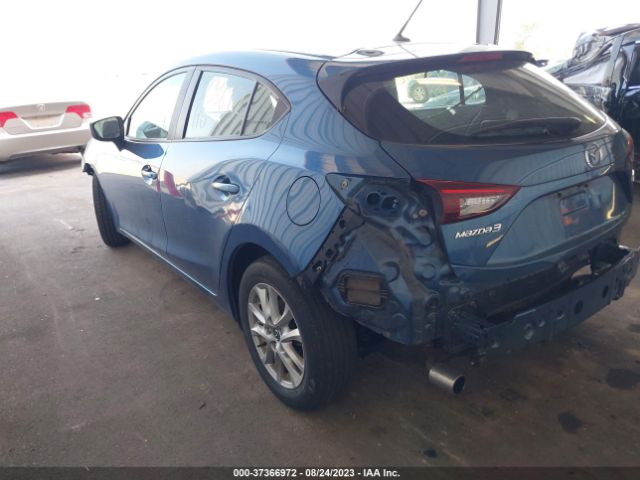 2017 MAZDA MAZDA3 5-DOOR 3MZBN1K70HM151971 Photo 2