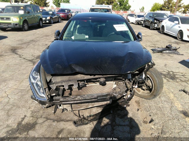 2018 HYUNDAI SONATA SEL VIN: 5NPE34AF2JH603771