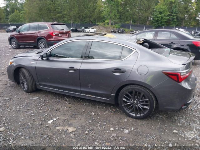19UDE2F80NA008016 Acura Ilx Package