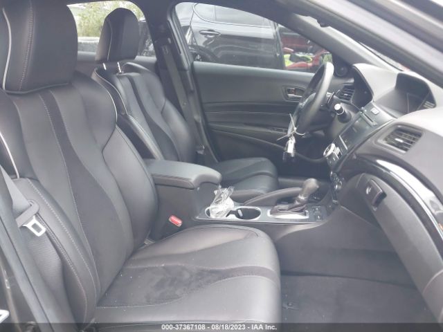19UDE2F80NA008016 Acura Ilx Package