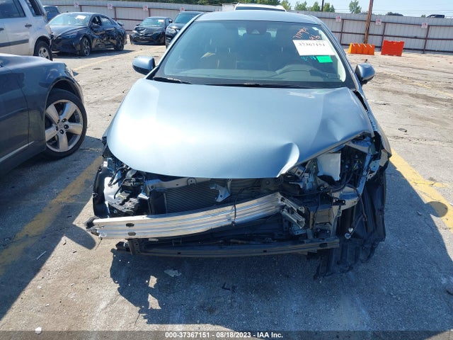 Toyota Corolla Hybrid Le 2021 JTDEAMDE6MJ019796 Image 12