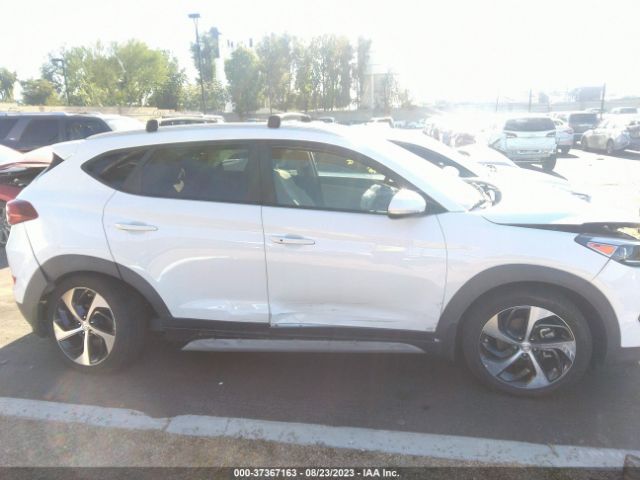 KM8J33AL1JU685802 Hyundai Tucson Sport