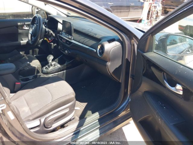 3KPF34AD8KE123730 KIA FORTE S