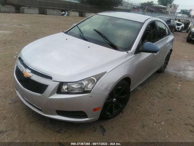 Chevrolet Cruze 2lt 2014 1G1PE5SBXE7140091 Image 2