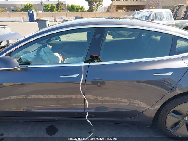 Tesla Model 3 Range Battery 2018 5YJ3E1EA4JF158298 Image 12