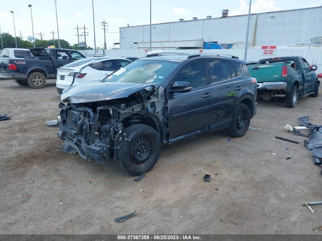 Toyota RAV4 SE 2017 JTMNFREV9HJ149137 Image 2