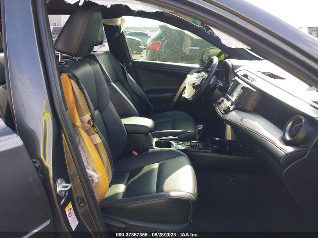 Toyota RAV4 SE 2017 JTMNFREV9HJ149137 Image 5