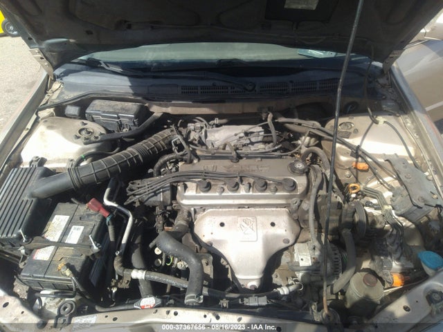 2000 HONDA ACCORD SDN EX VIN: JHMCG5657YC042697
