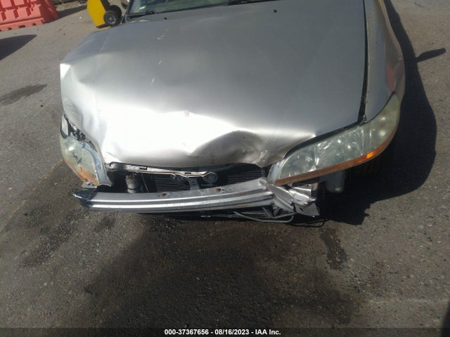 2000 HONDA ACCORD SDN EX VIN: JHMCG5657YC042697