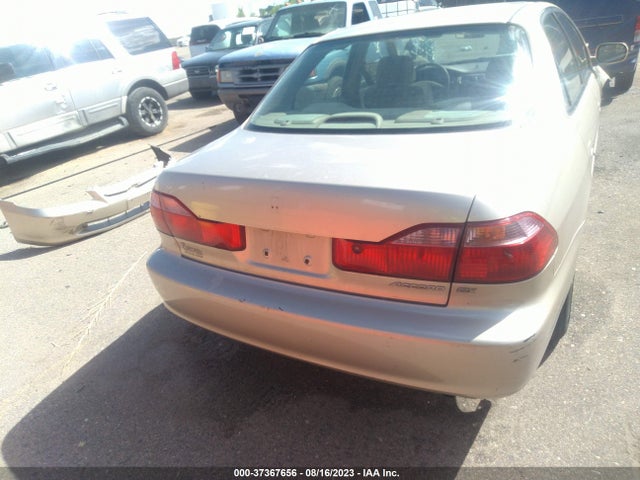 2000 HONDA ACCORD SDN EX VIN: JHMCG5657YC042697