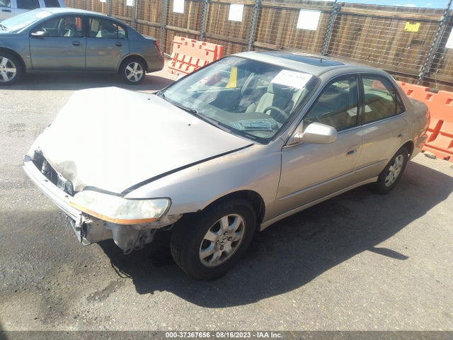 2000 HONDA ACCORD SDN EX VIN: JHMCG5657YC042697